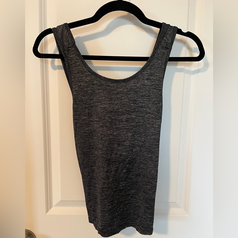 Fabletics Criss-Cross Open Back Crop Tank Top Size L